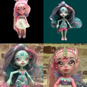 Moose Magical Mixies Pixlings Fantasy Doll with Pink and Teal Hair